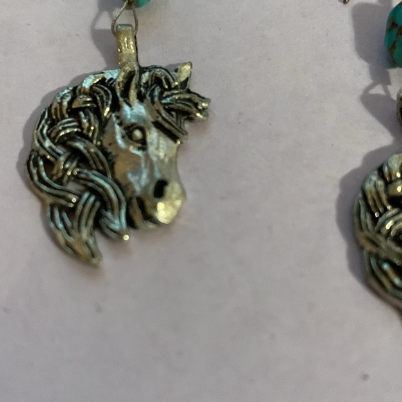 Unique unicorn earrings - Picture 2 of 4